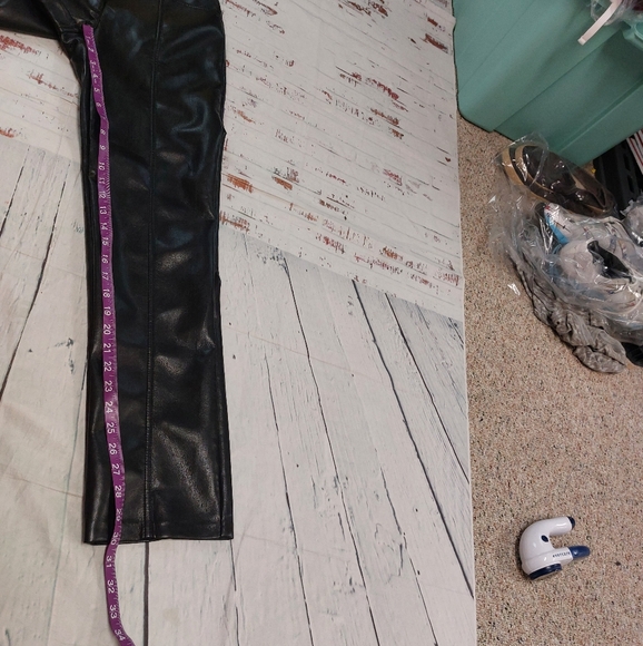 Wilfred vegan leather high rise straight leg pants - Picture 2 of 7